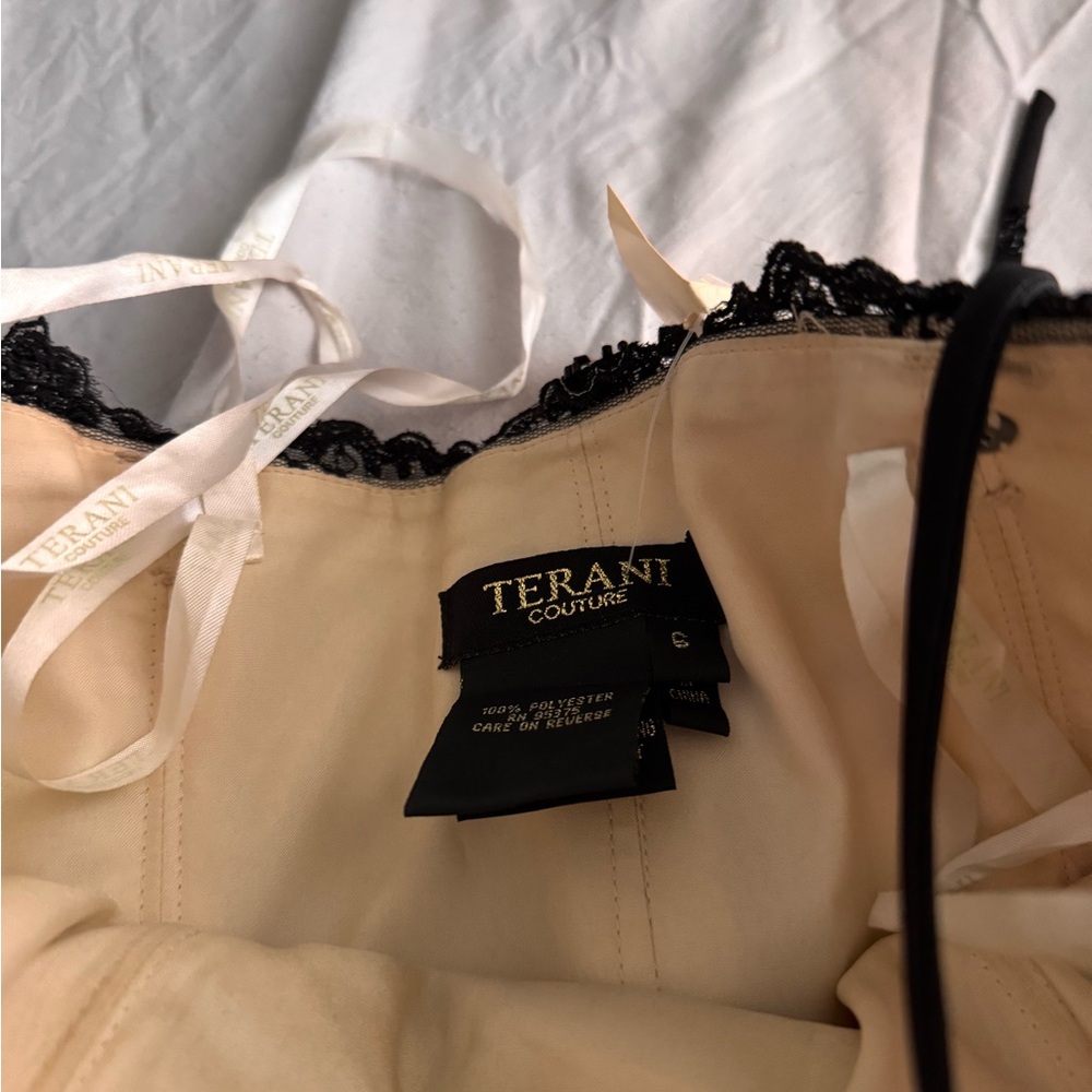 TERANI COUTURE DRESS - Picture 5 of 6
